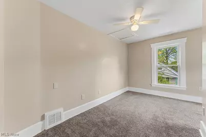 110 Bailey Court, Elyria, OH 44035 - Photo 35