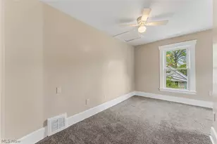110 Bailey Ct, Elyria, OH 44035 - Photo 35