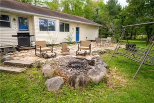 18889 Riverview Dr, Chagrin Falls, OH 44023 - Photo 9