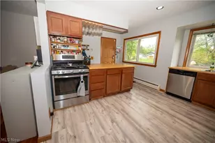 18889 Riverview Dr, Chagrin Falls, OH 44023 - Photo 19