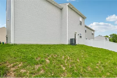 572 Auld Farm Circle, Akron, OH 44320 - Photo 29