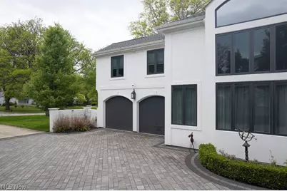 21121 S Woodland Road, Huber Heights, OH 44122 - Photo 29