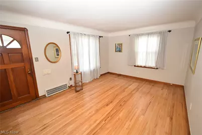 13129 Astor Avenue, Loveland, OH 44135 - Photo 3