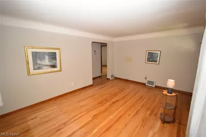 13129 Astor Avenue, Loveland, OH 44135 - Photo 5