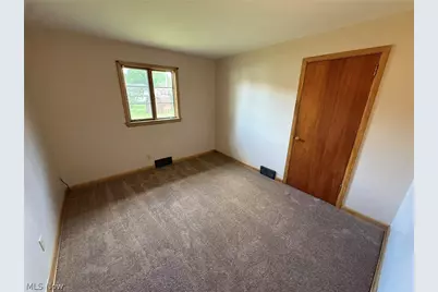 120 E 21st Street, Dover, OH 44622 - Photo 19