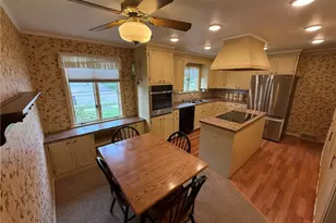 120 E 21st St, Dover, OH 44622 - Photo 9
