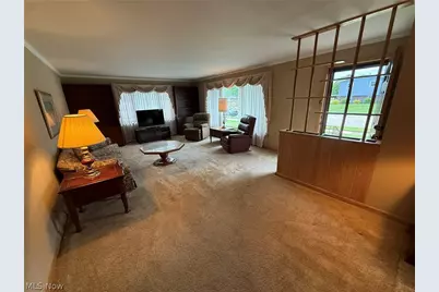 120 E 21st Street, Dover, OH 44622 - Photo 3