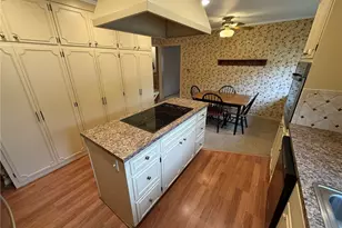 120 E 21st St, Dover, OH 44622 - Photo 11