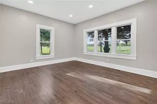 9865 Tallmadge Rd, Diamond, OH 44412 - Photo 15
