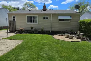 15021 Florence Dr, Maple Heights, OH 44137 - Photo 13
