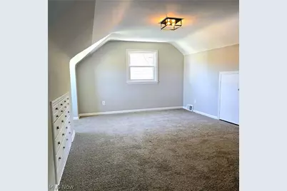7515 Ridgefield Avenue, Parma, OH 44129 - Photo 13