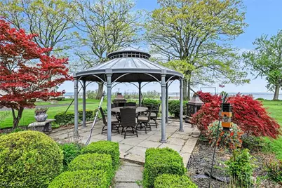 290 Park Avenue, Conneaut, OH 44030 - Photo 7