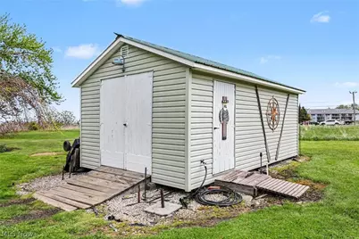 290 Park Avenue, Conneaut, OH 44030 - Photo 25