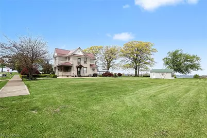 290 Park Avenue, Conneaut, OH 44030 - Photo 3