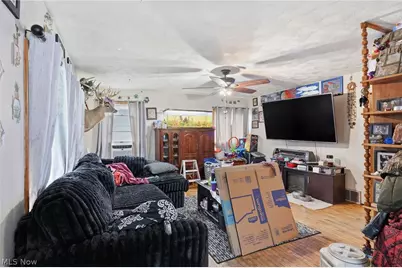 113 15th Street NW, Barberton, OH 44203 - Photo 11
