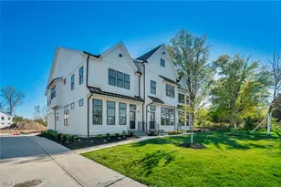 110 Cider Mill, Chardon, OH 44024 - Photo 3