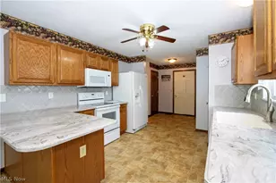 4937 Pine Ridge Dr, Wooster, OH 44691 - Photo 5