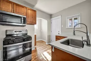 17913 Flamingo Ave, Loveland, OH 44135 - Photo 15