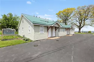 298 Park Ave, Conneaut, OH 44030 - Photo 5