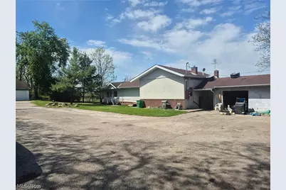 7511 Jeffries Avenue, Garfield Heights, OH 44105 - Photo 9