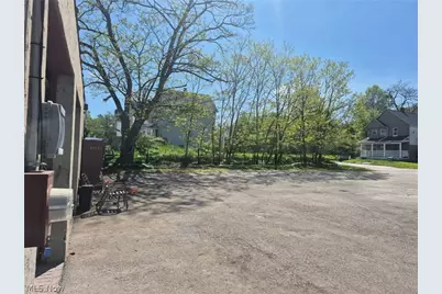 7511 Jeffries Avenue, Garfield Heights, OH 44105 - Photo 7