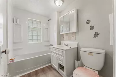 974 Lovers Lane, Akron, OH 44306 - Photo 15