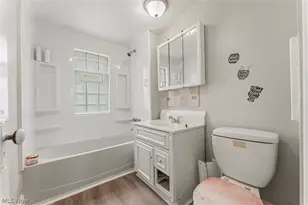 974 Lovers Ln, Akron, OH 44306 - Photo 15