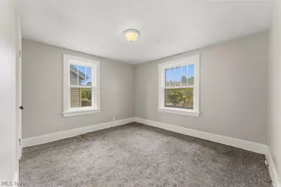 974 Lovers Lane, Akron, OH 44306 - Photo 17