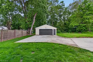 3731 Yale Ave NW, Canton, OH 44709 - Photo 3