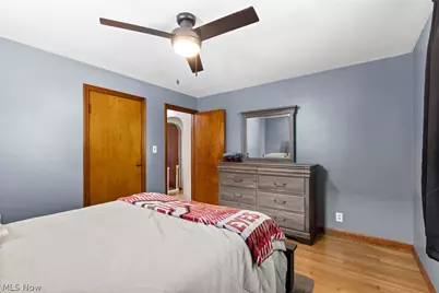 12 Cross Street, Bridgeport, OH 43912 - Photo 5