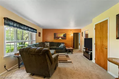 5030 Manchester Road, Akron, OH 44319 - Photo 9