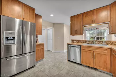 772 Wildberry Circle, Avon Lake, OH 44012 - Photo 15