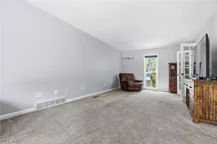3190 Inwood Dr NW, Massillon, OH 44646 - Photo 9