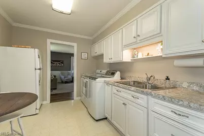 9017 Woodridge Lane, Mentor, OH 44060 - Photo 13