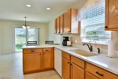 11 Danbury Court NW, Warren, OH 44481 - Photo 31