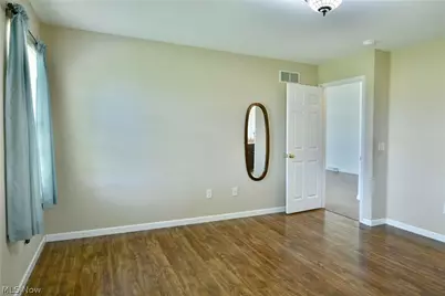 11 Danbury Court NW, Warren, OH 44481 - Photo 35