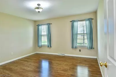 11 Danbury Court NW, Warren, OH 44481 - Photo 33
