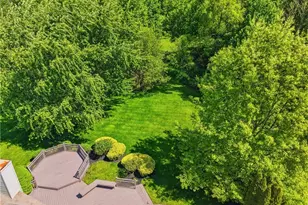 1295 Shady Lakes Dr, Kent, OH 44240 - Photo 3