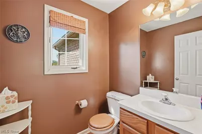 1295 Shady Lakes Drive, Kent, OH 44240 - Photo 13