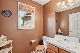 1295 Shady Lakes Dr, Kent, OH 44240 - Photo 13