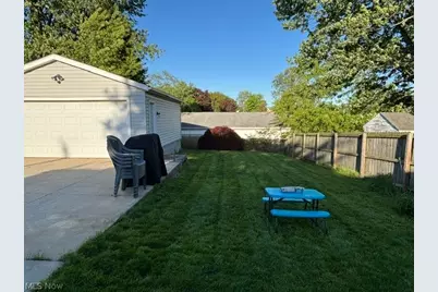 593 Stanley Road, Akron, OH 44312 - Photo 5