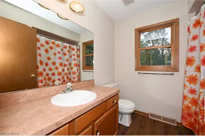 8460 Old Post Road, Olmsted Falls, OH 44138 - Photo 33