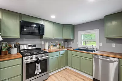 5434 Clay Street, Louisville, OH 44641 - Photo 9
