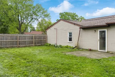 5434 Clay Street, Louisville, OH 44641 - Photo 23