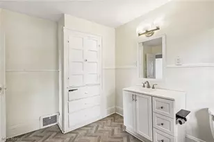 897 Polk Ave, Akron, OH 44314 - Photo 25