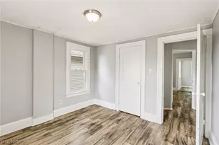 897 Polk Ave, Akron, OH 44314 - Photo 21