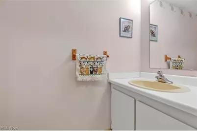 4310 Hyde Park #4, North Olmsted, OH 44070 - Photo 13