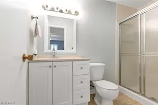 4310 Hyde Park, North Olmsted, OH 44070 - Photo 17