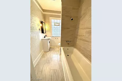 14172 Superior Road, Cleveland Heights, OH 44118 - Photo 5