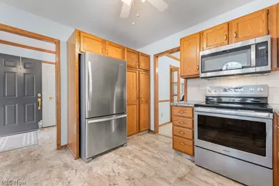 444 Shannon Drive, Wadsworth, OH 44281 - Photo 11